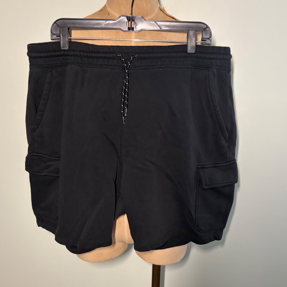 Old Navy Mens Cargo Fleece Shorts Black Blackjack XL
